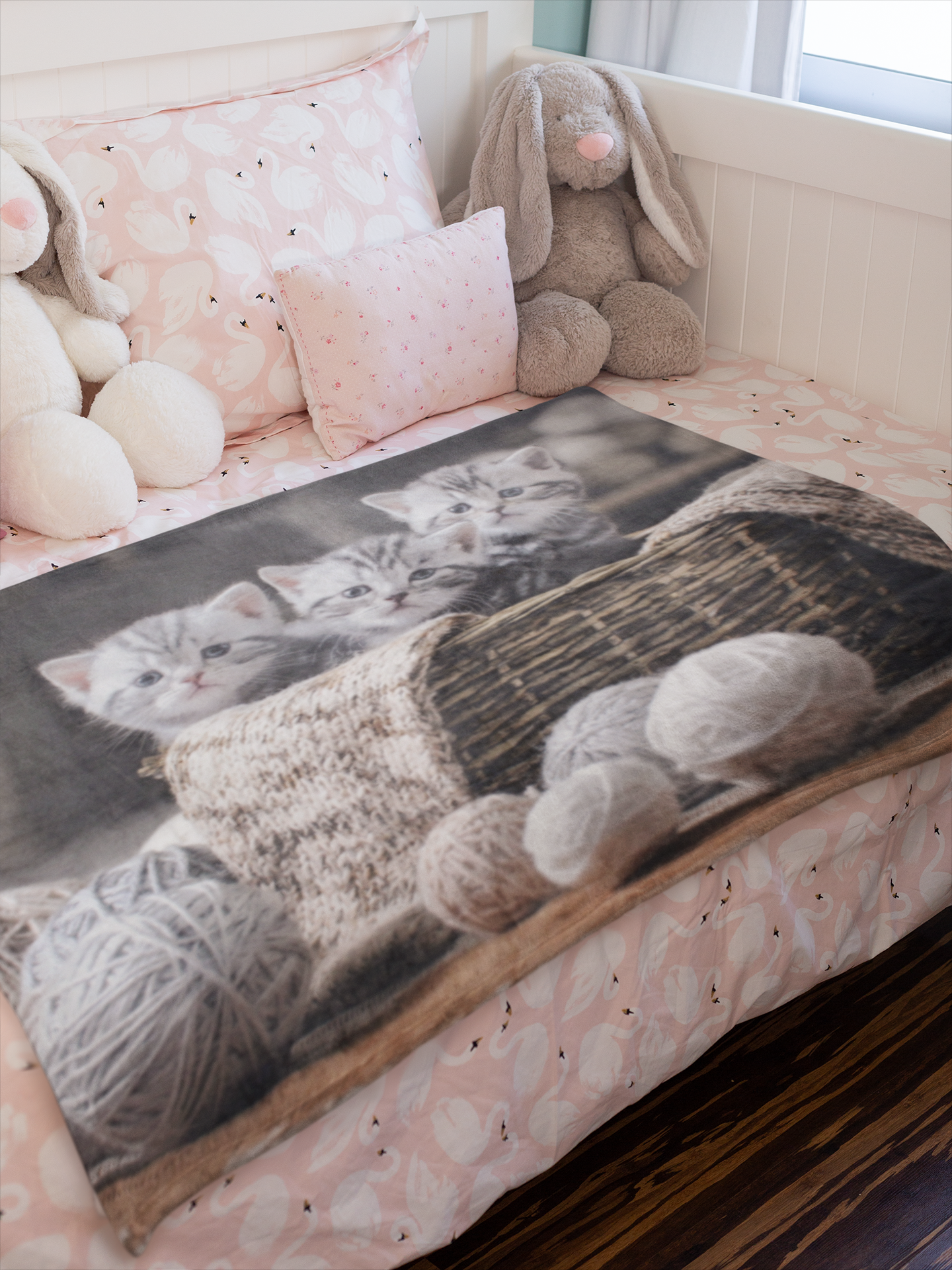 Kitten Love Kitty Blanket Super Soft Silk Touch Plush Fleece Throw 50" X 60"