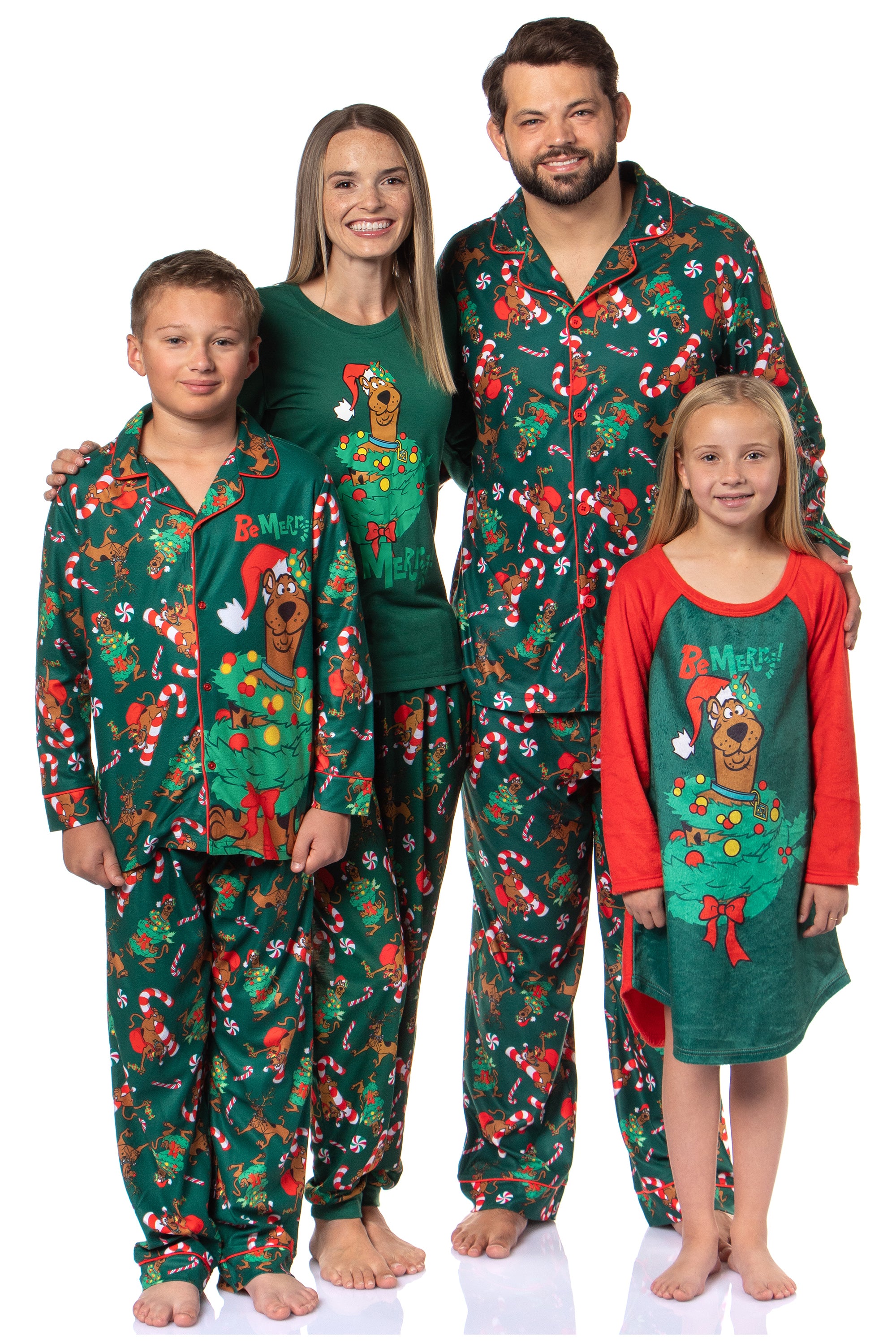 Scooby-Doo Women's Christmas Character Tree Reindeer Button Sleep Pajama Set(L)