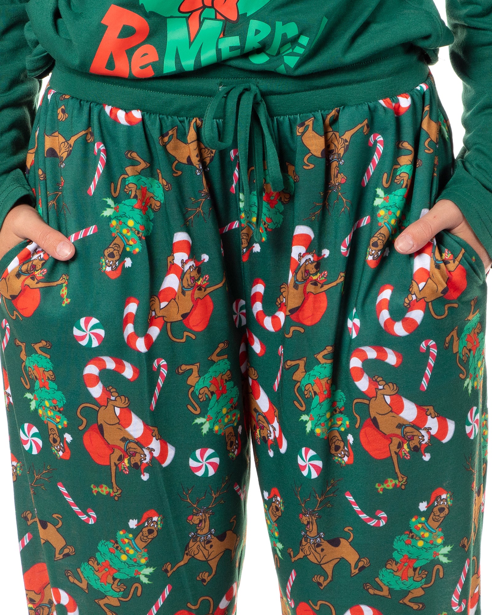 Scooby-Doo Women's Christmas Character Tree Reindeer Button Sleep Pajama Set(L)