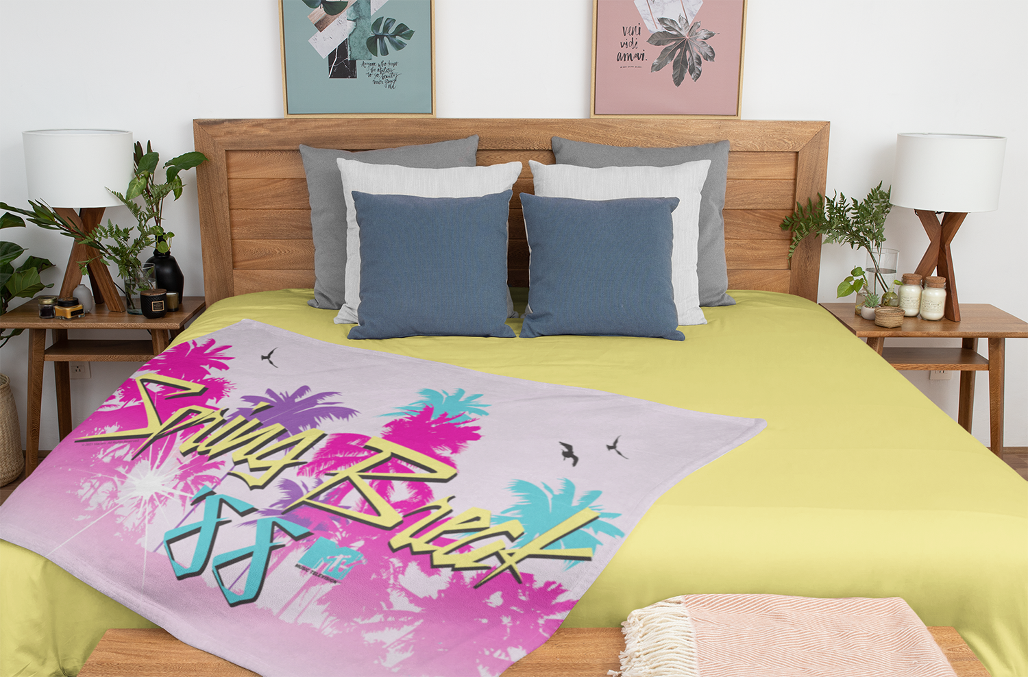 MTV Music Television Spring Break '88 Logo Plush Fleece Throw Blanket Wall Scroll