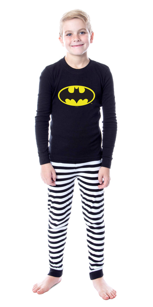 DC Comics Batman Classic Logo Tight Fit Cotton Matching Family Pajama Set For Unisex Kids (8)