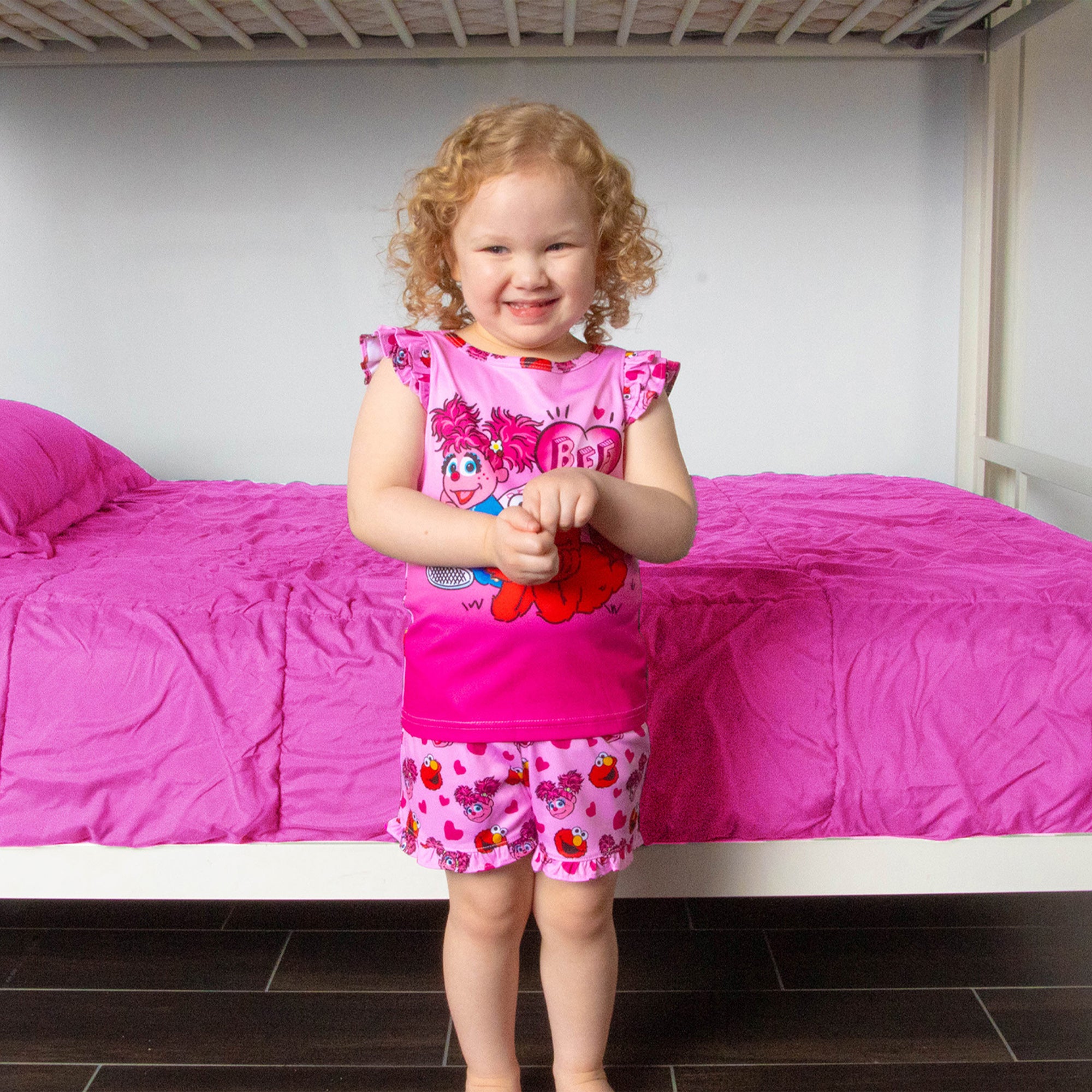 Sesame Street Girls' BFF Elmo Abby Cadabby Sleep Pajama Sleep Set Shorts